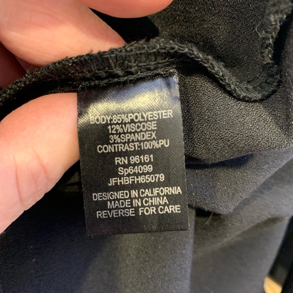 Women’s mini dress with pockets - Picture 7 of 8